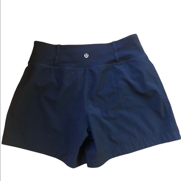 Lululemon Wet Dry Warm Shorts Navy Pink Attached Panty 6 Yoga Running Beach - Picture 1 of 6